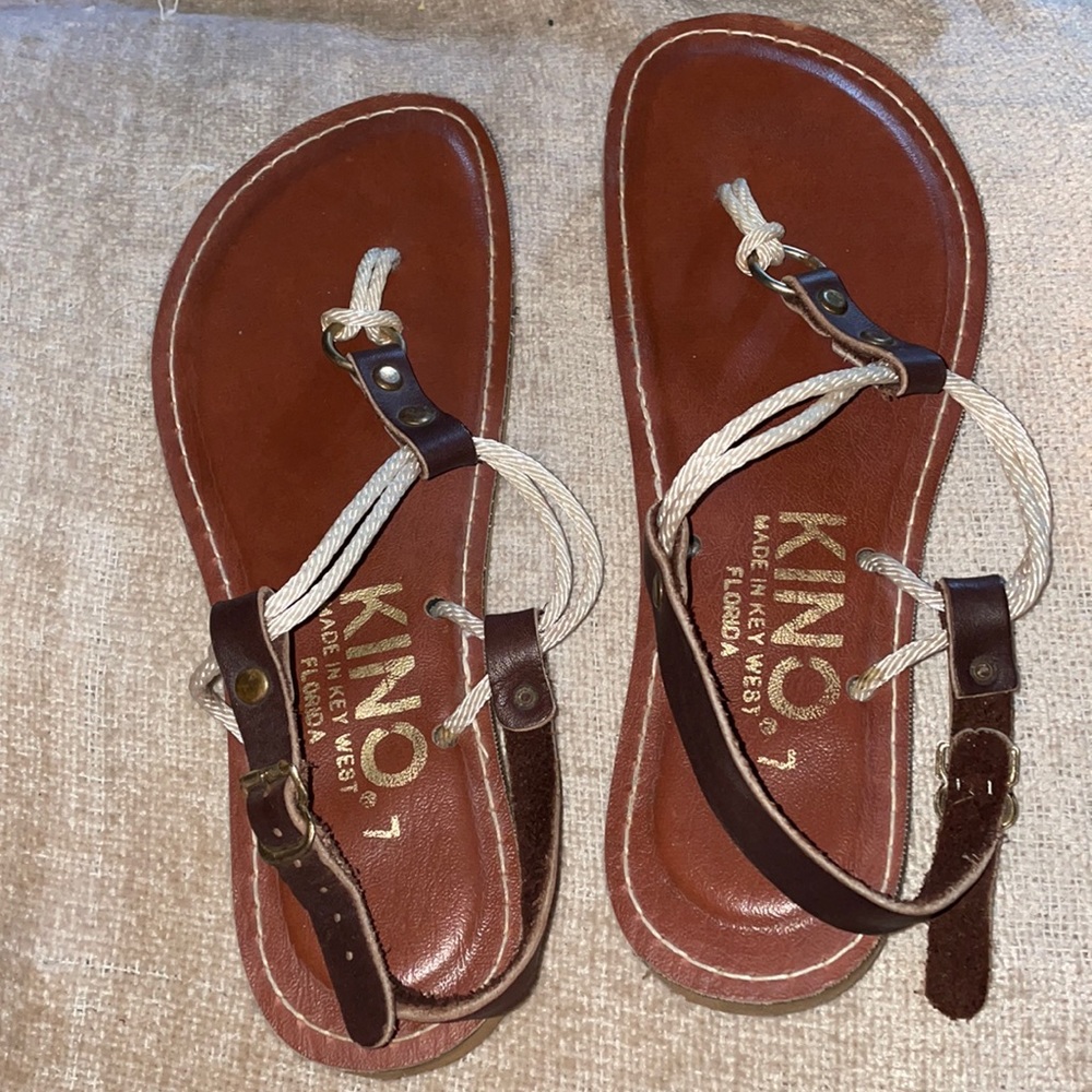 Kino Sandals